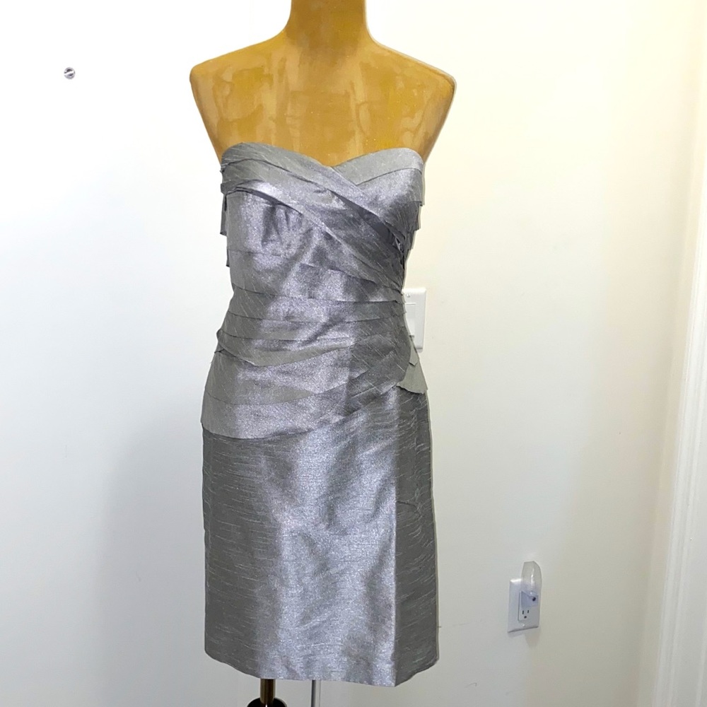 👗 NWT Donna Morgan silver dress size 14